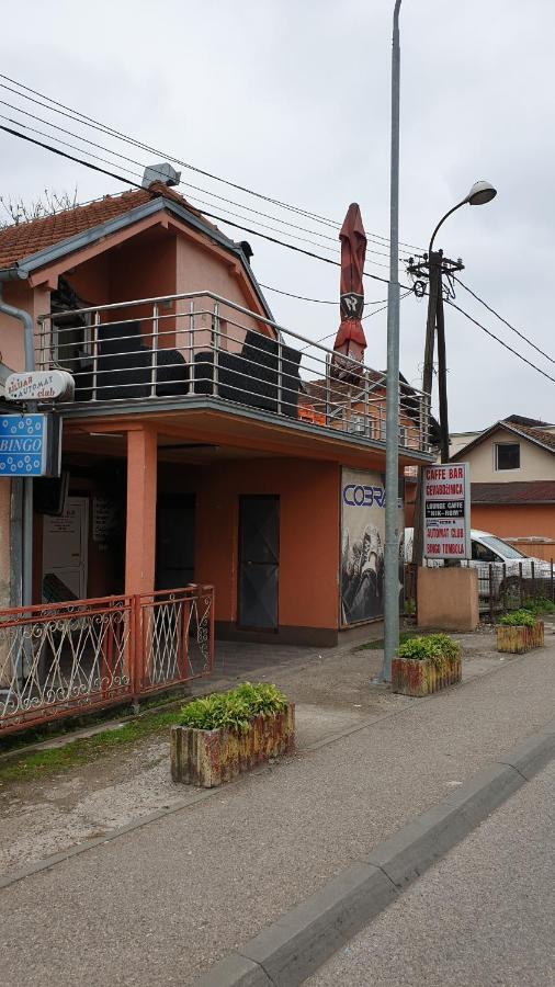 Apartman Nik-Rom Bosanska Gradiska Exterior photo